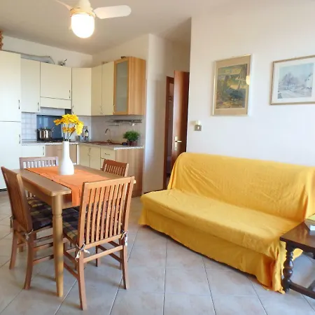 Cortina 2 Apartment